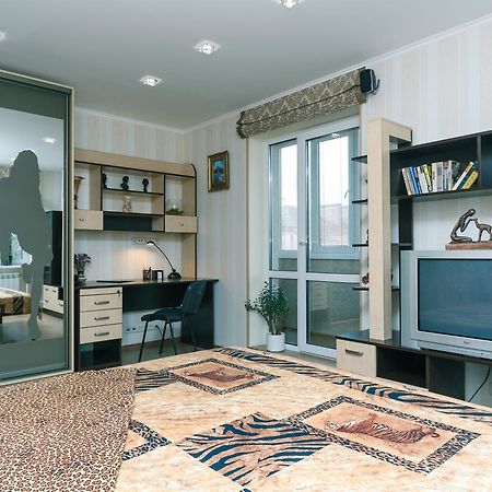 Apartment On Sevastopolska Square Kiev Exterior foto