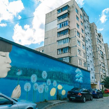 Apartment On Sevastopolska Square Kiev Exterior foto